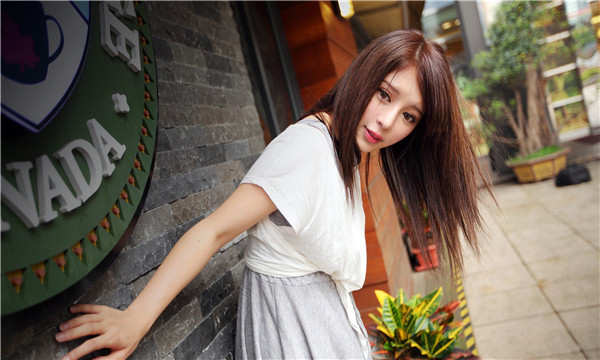 吉首想找一个女性生孩子给报酬-｛找个女人生孩子多少钱｝